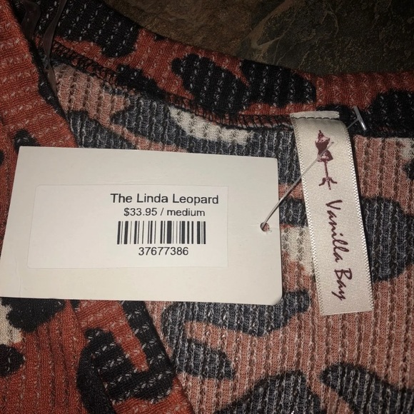 Rust Leopard Tie Button Top Medium - Picture 2 of 3